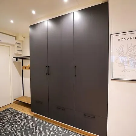 Apartment Stylish 2 Bedroom With Stunning River View *