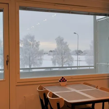 Stylish 2 Bedroom With Stunning River View